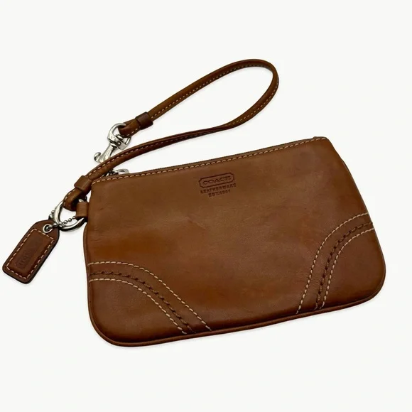 Vintage Coach Leather Wristlet Wallet Brown Silver Hardware Y2K Zip Small - Picture 2 of 10